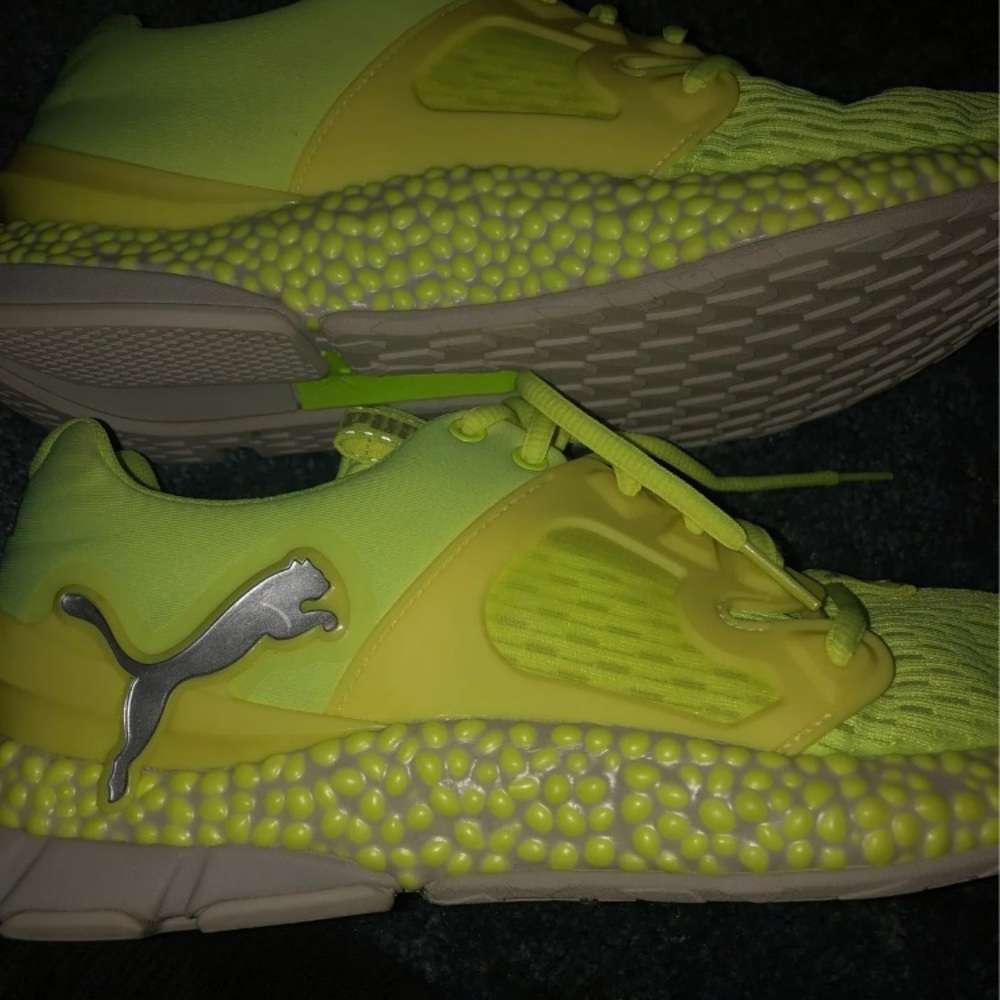 Puma neon yellow cross trainers hybrid